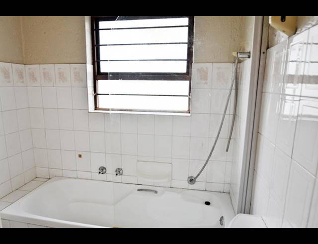 1 BEDROOM APARTMENT FOR SALE IN PAULSHOF